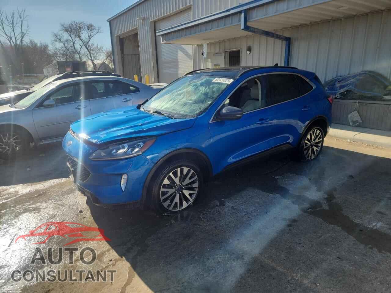 FORD ESCAPE 2020 - 1FMCU9J97LUA00640