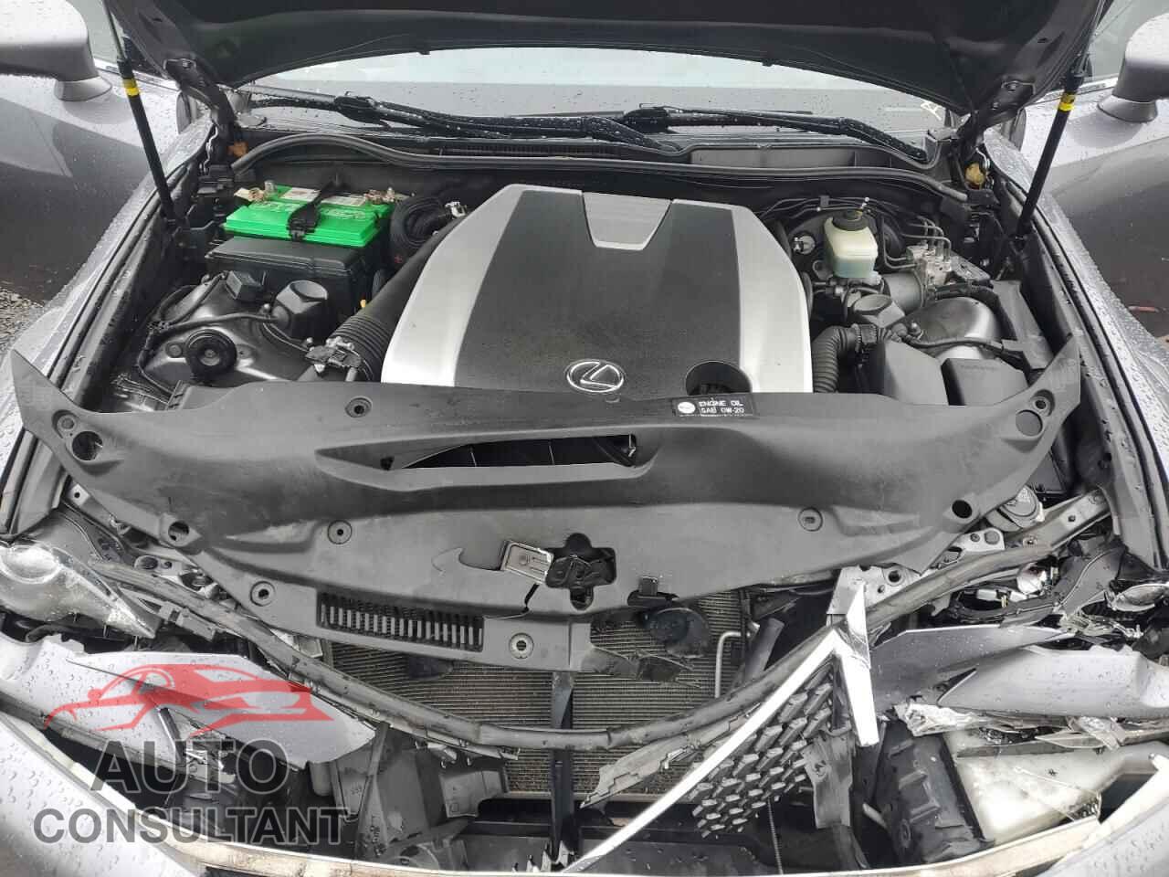 LEXUS IS 2014 - JTHCE1D20E5004171