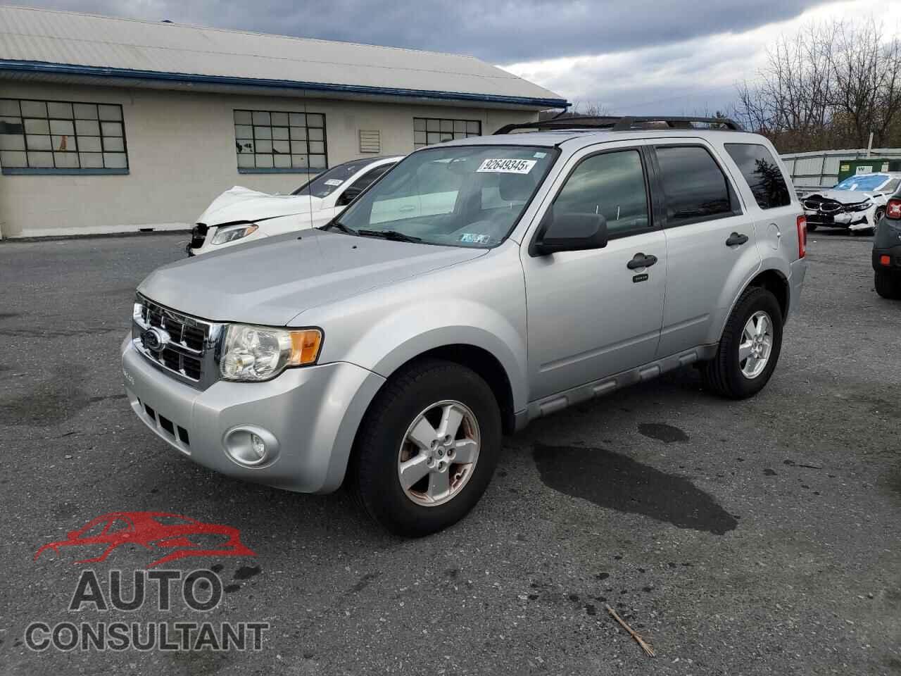 FORD ESCAPE 2010 - 1FMCU9DG1AKB30691