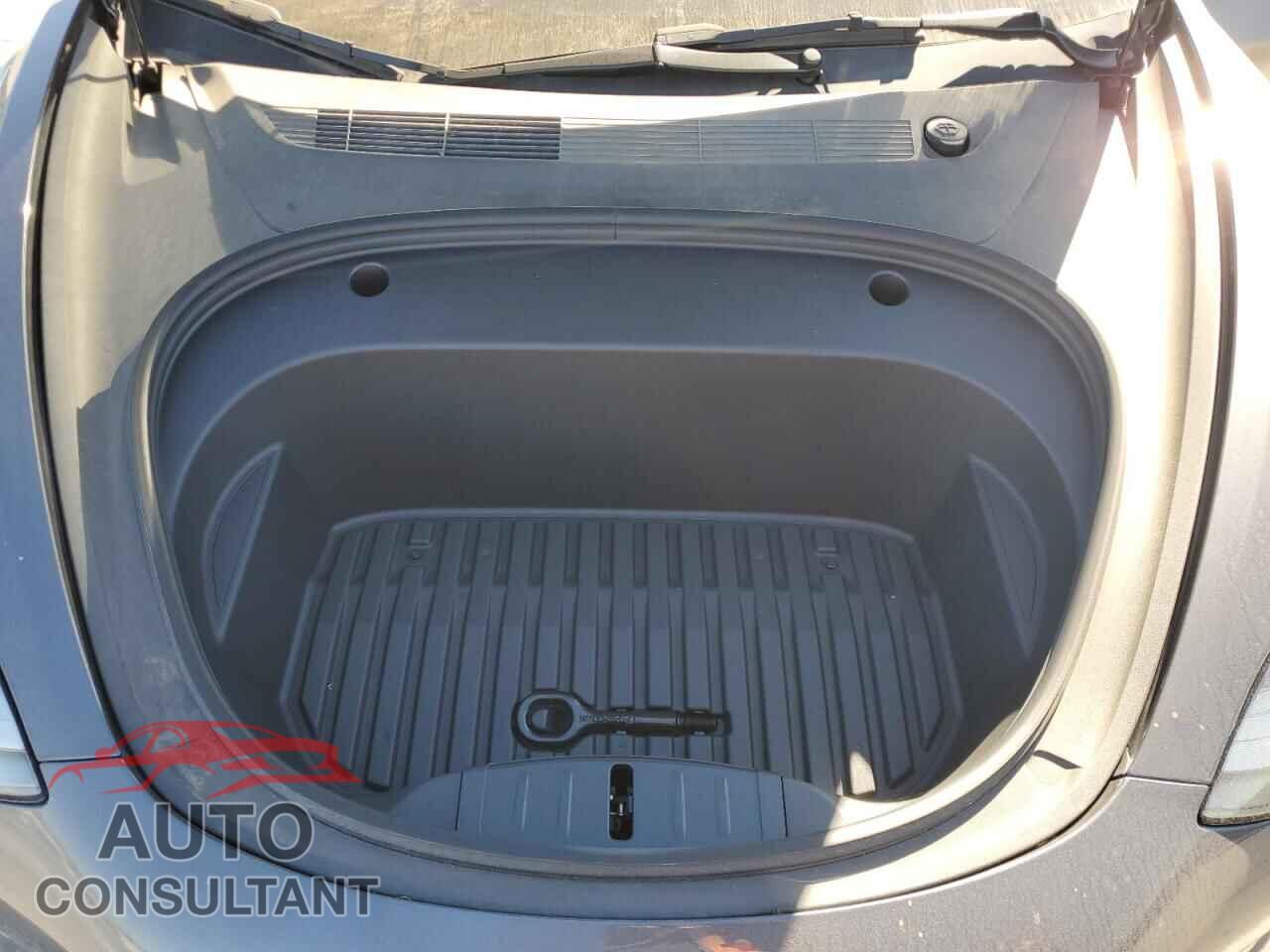 TESLA MODEL 3 2023 - 5YJ3E1EA2PF682848