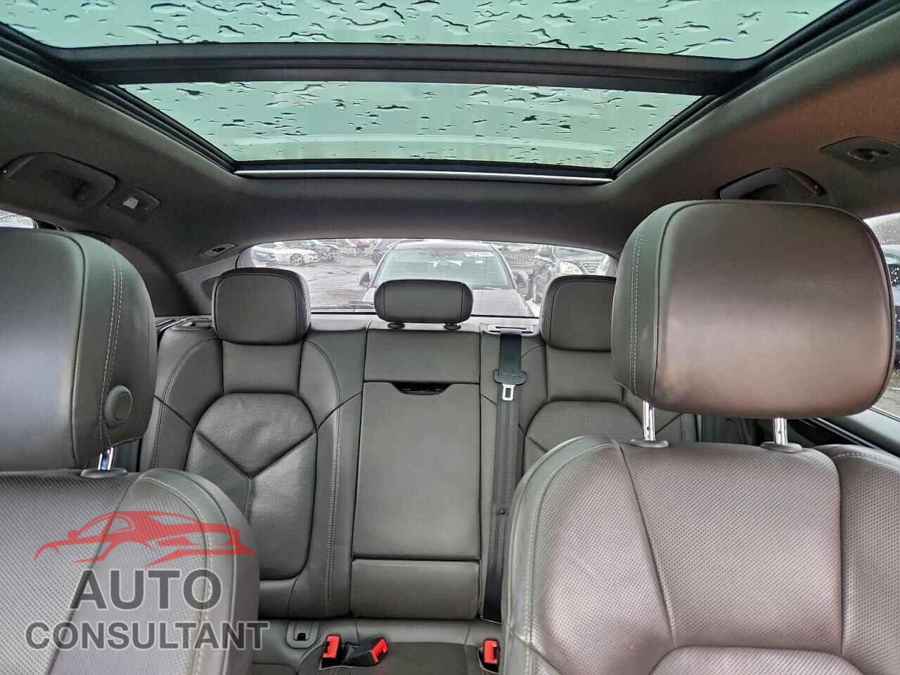 PORSCHE MACAN 2017 - WP1AB2A52HLB21254