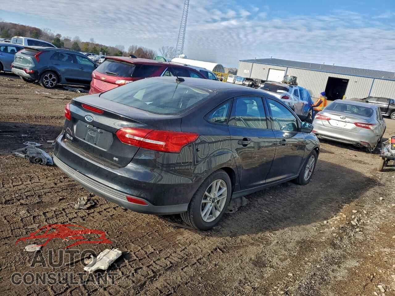 FORD FOCUS 2015 - 1FADP3F23FL217420