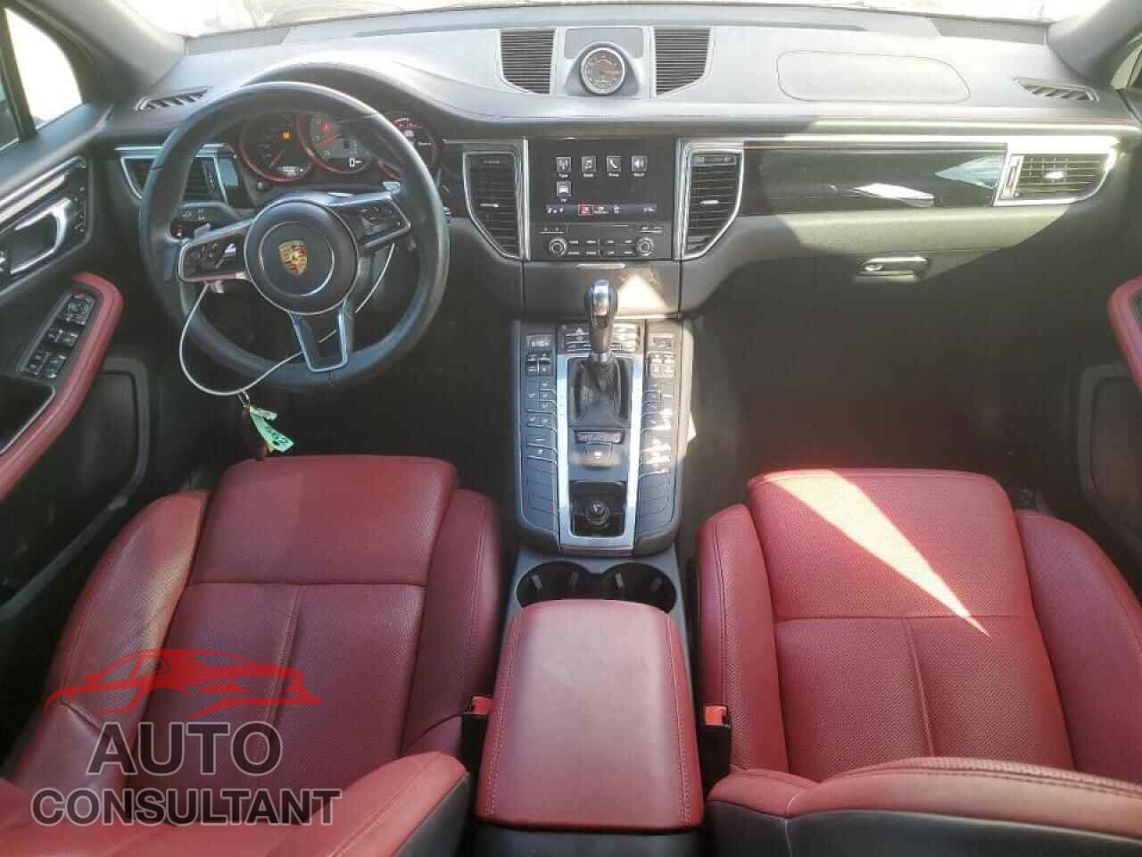 PORSCHE MACAN 2018 - WP1AB2A55JLB38877