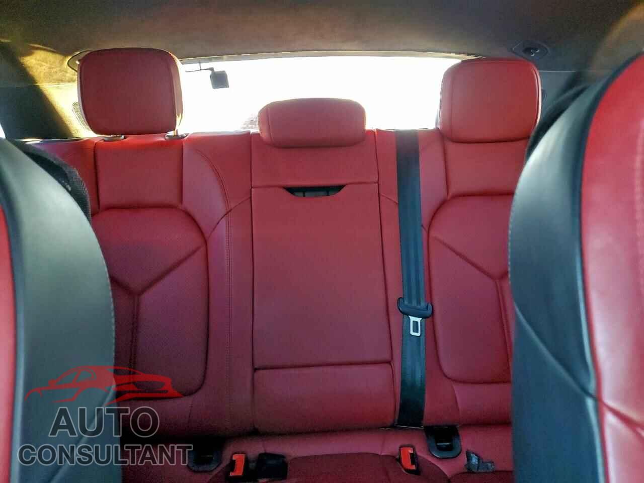 PORSCHE MACAN 2015 - WP1AB2A51FLB53738