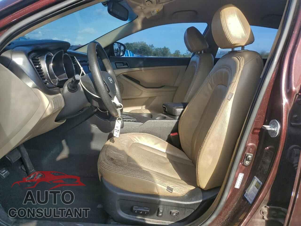 KIA OPTIMA 2011 - KNAGM4A73B5123493