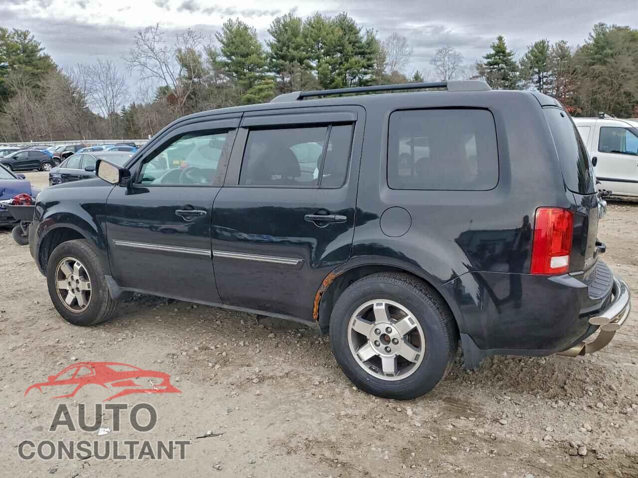 HONDA PILOT 2011 - 5FNYF4H96BB006806