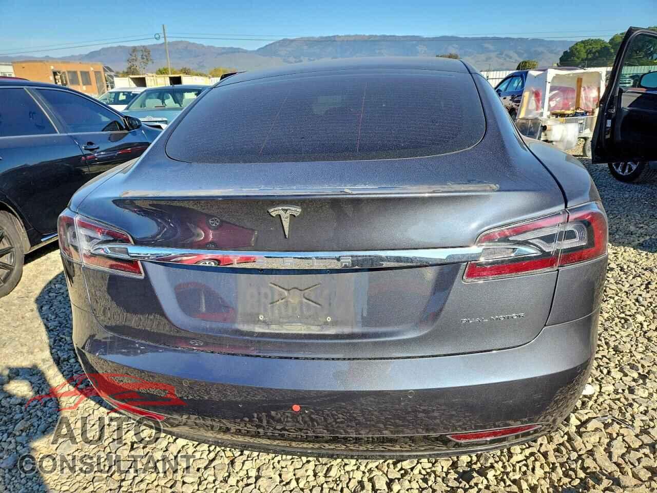 TESLA MODEL S 2020 - 5YJSA1E28LF399994