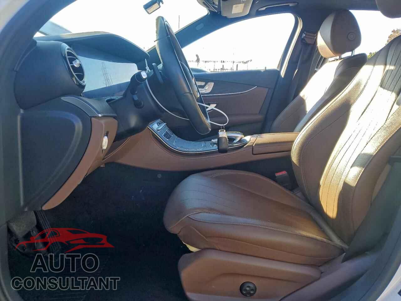 MERCEDES-BENZ E-CLASS 2019 - WDDZF4JB1KA618993