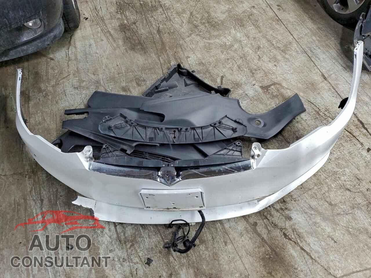 TESLA MODEL S 2020 - 5YJSA1E26LF389156