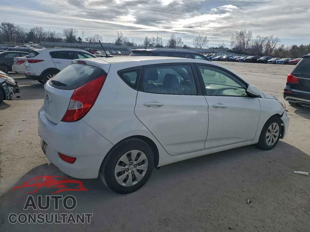 HYUNDAI ACCENT 2017 - KMHCT5AE7HU307581