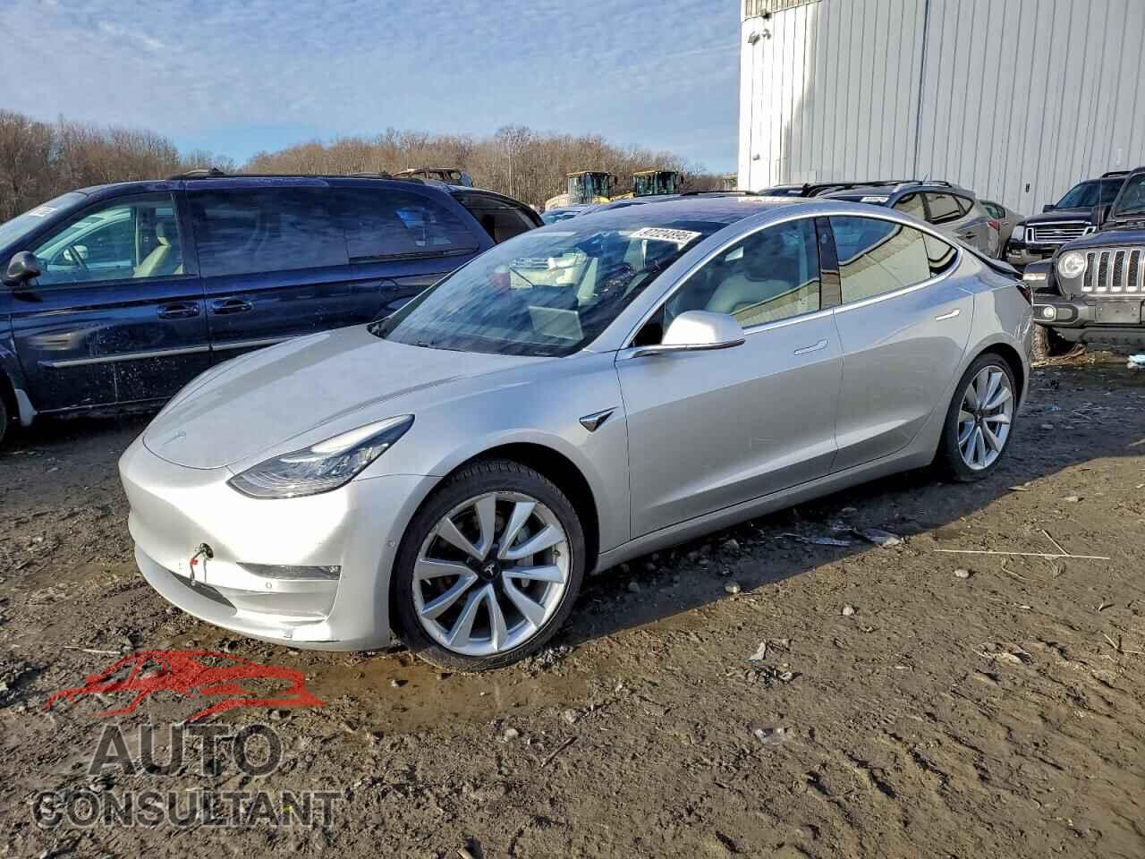TESLA MODEL 3 2018 - 5YJ3E1EA8JF015225