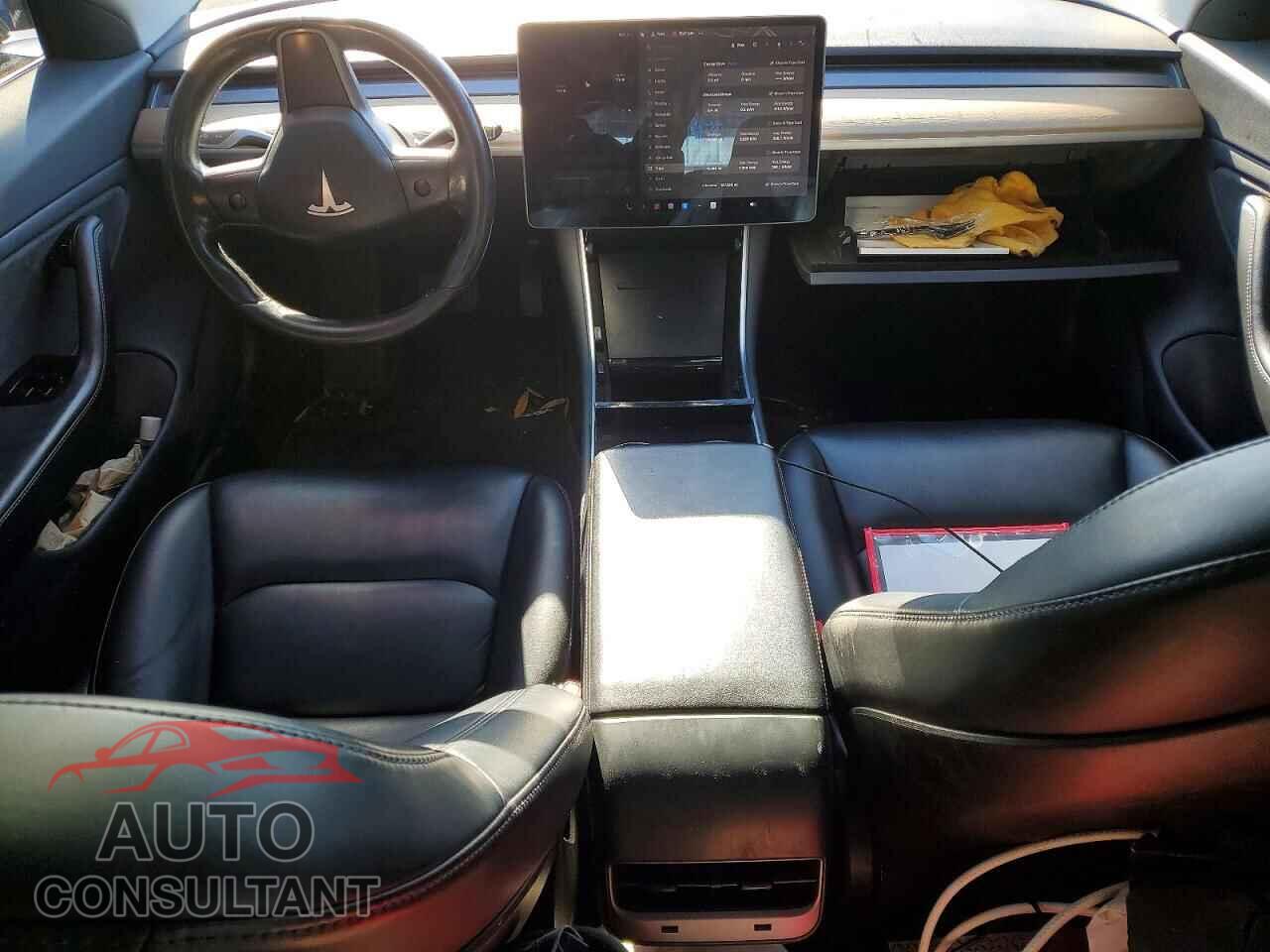 TESLA MODEL 3 2018 - 5YJ3E1EA3JF156445