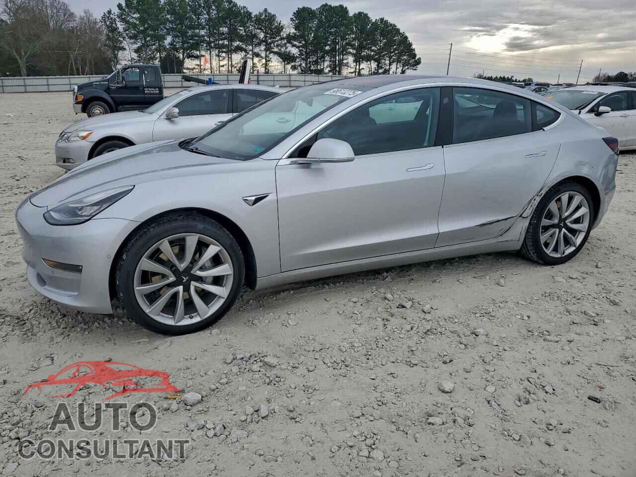 TESLA MODEL 3 2018 - 5YJ3E1EA9JF024404