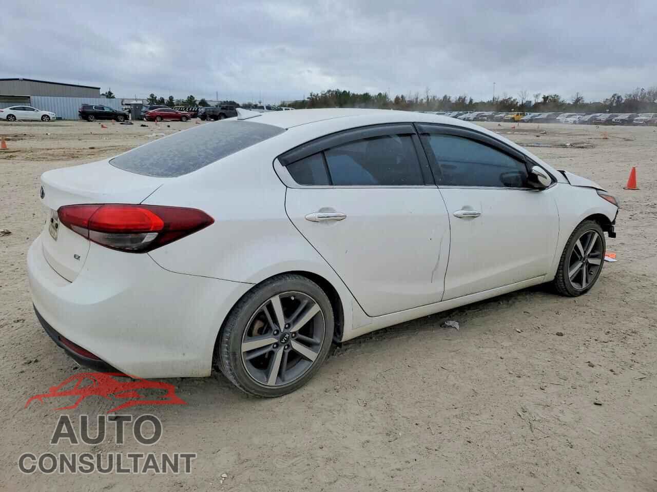 KIA FORTE 2017 - 3KPFL4A85HE126953