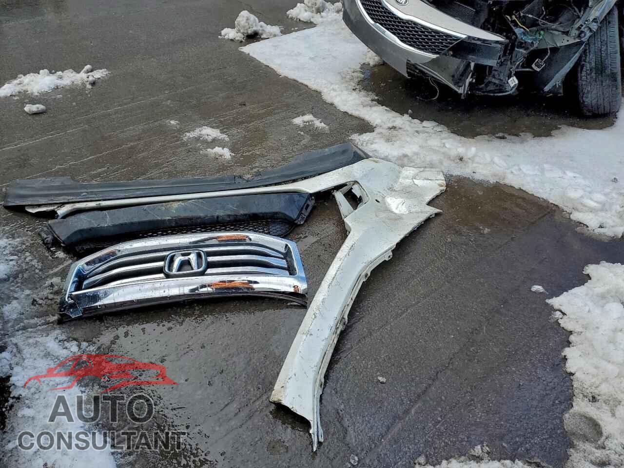 HONDA PILOT 2013 - 5FNYF4H91DB007882