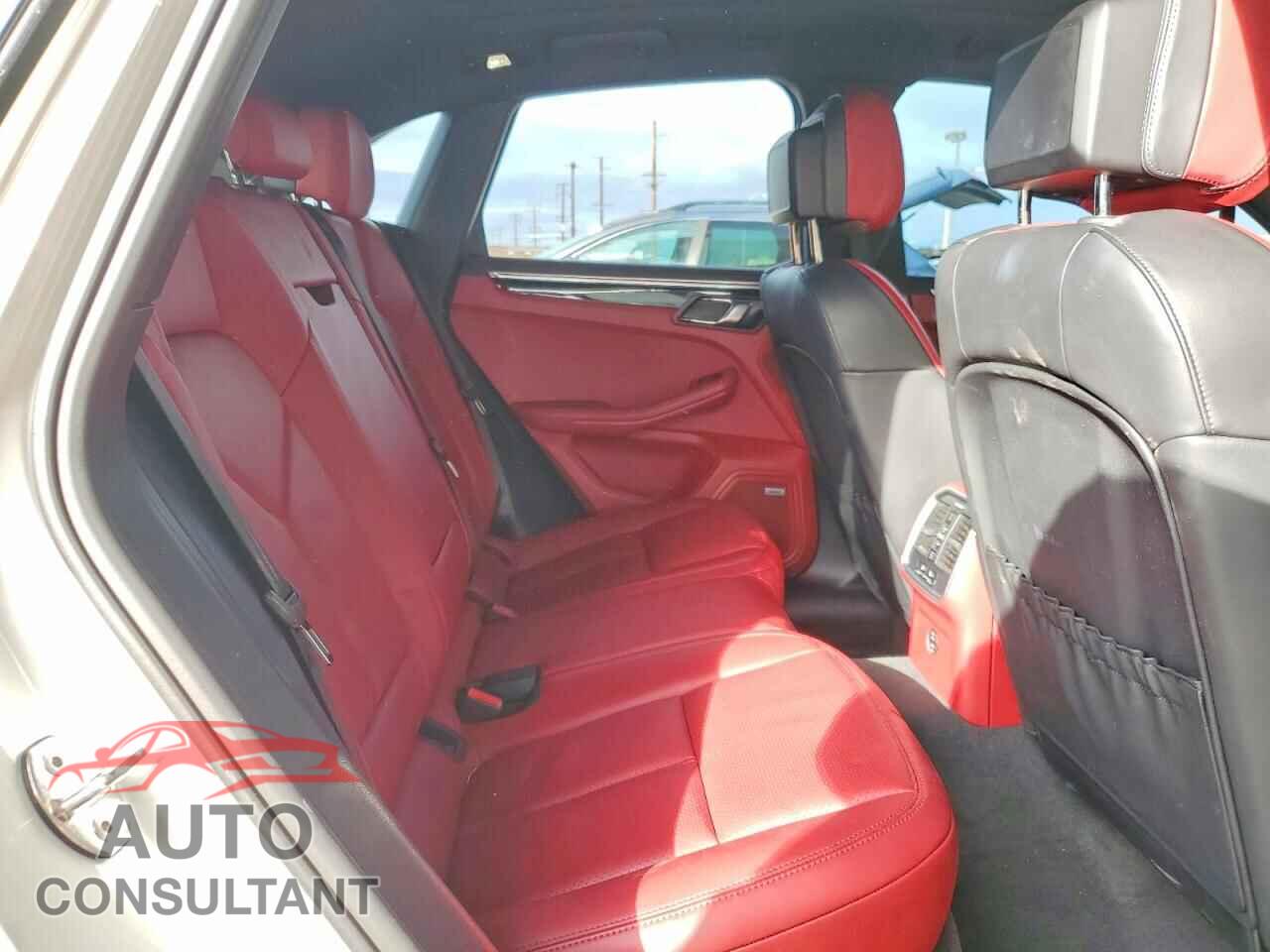 PORSCHE MACAN 2022 - WP1AA2A59NLB07964