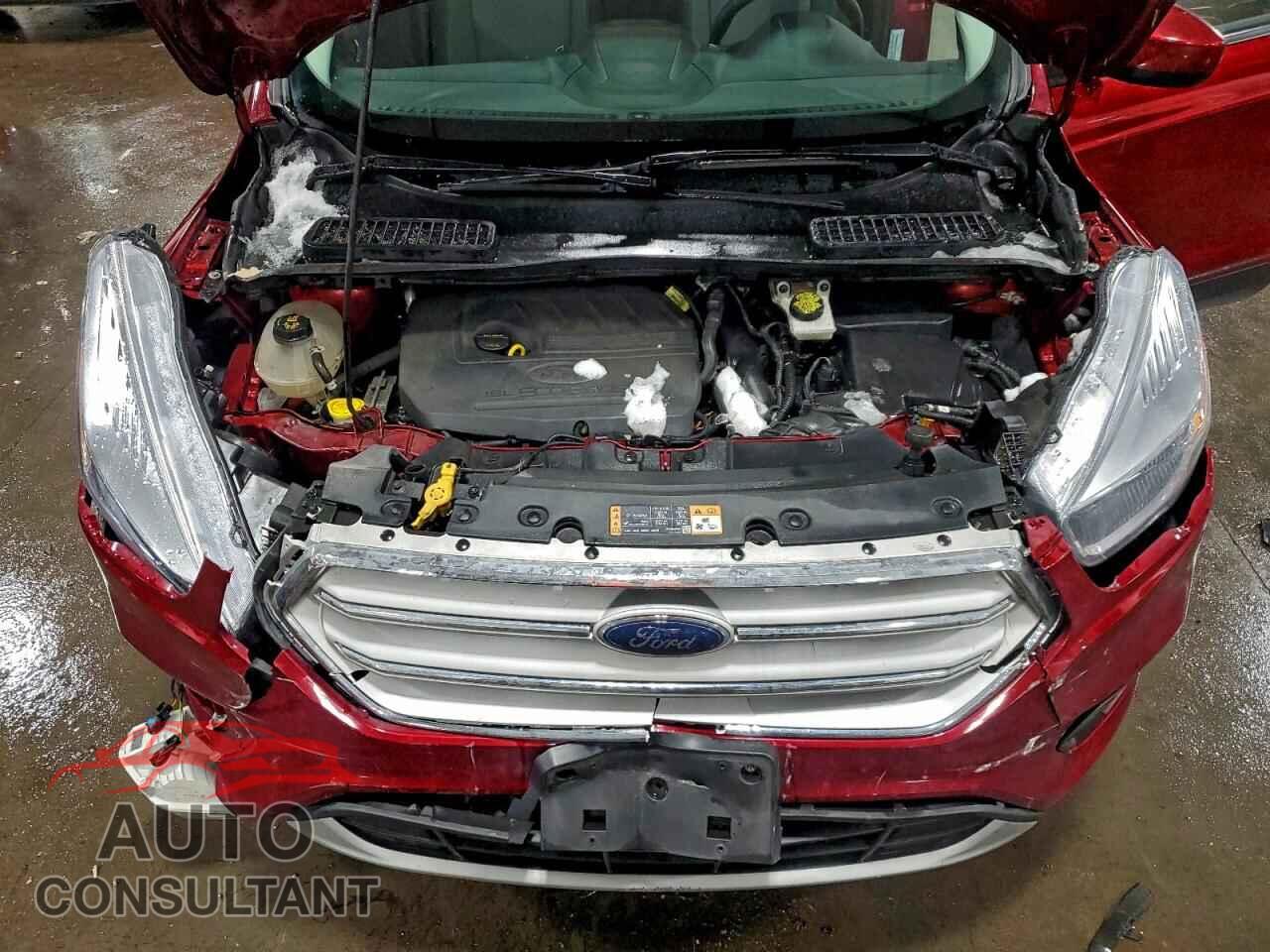 FORD ESCAPE 2018 - 1FMCU9GD0JUC08366