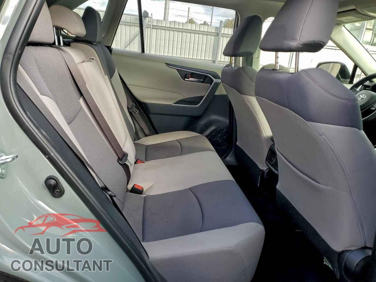 TOYOTA RAV4 2019 - JTMP1RFV7KD508626