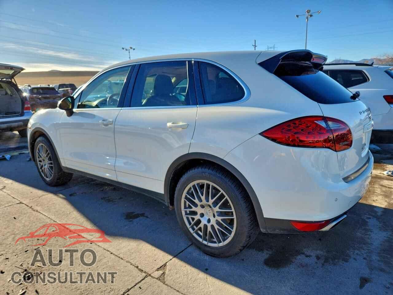 PORSCHE CAYENNE 2012 - WP1AA2A20CLA04919