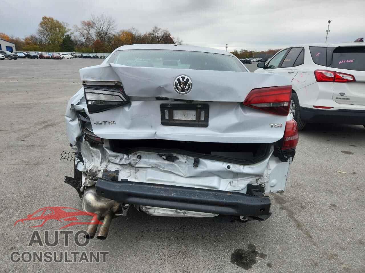 VOLKSWAGEN JETTA 2017 - 3VW2B7AJ9HM396776