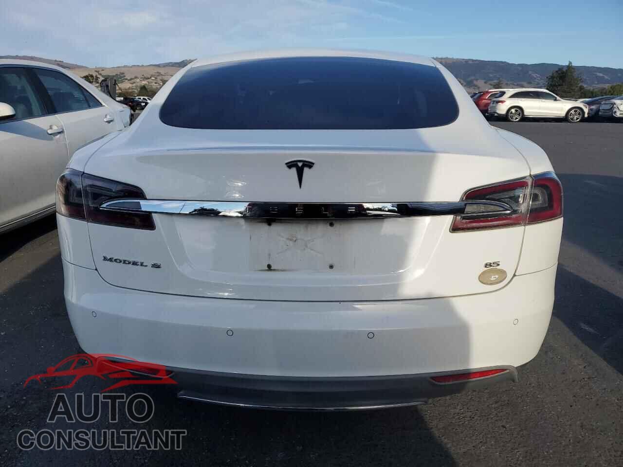 TESLA MODEL S 2013 - 5YJSA1CN7DFP27355