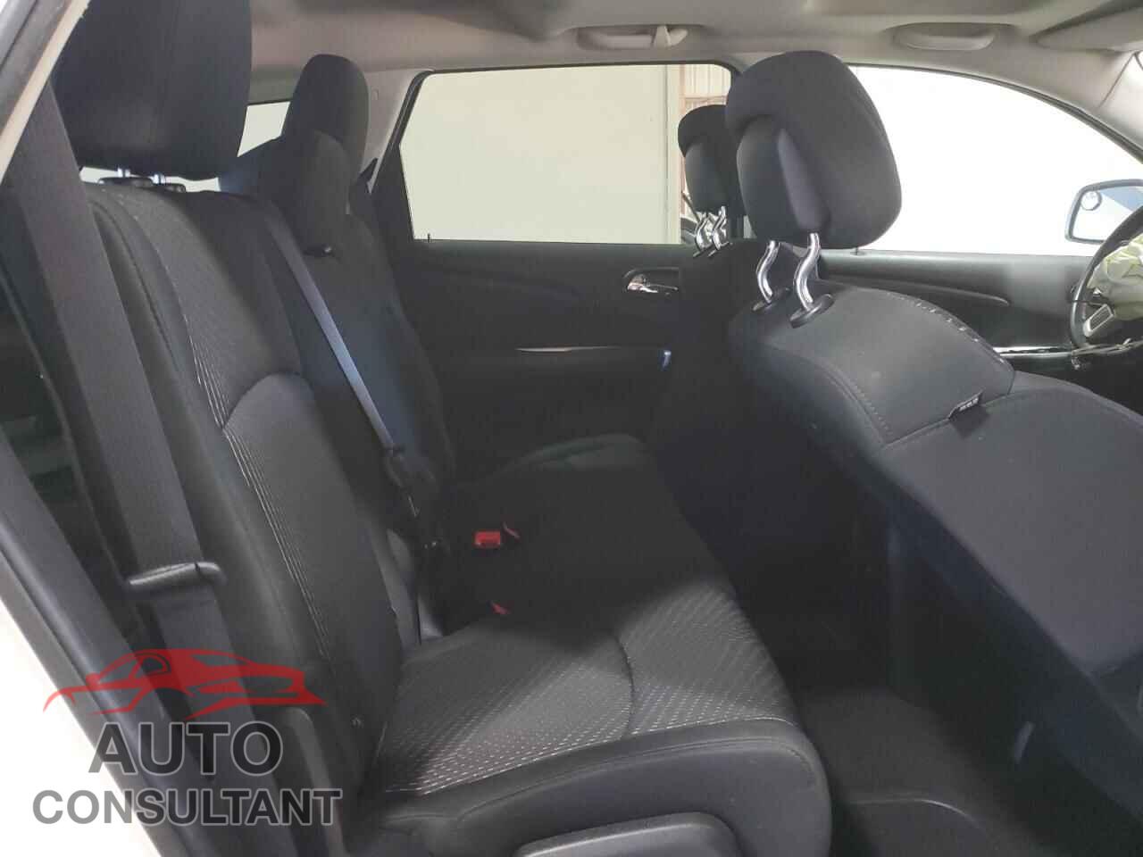 DODGE JOURNEY 2012 - 3C4PDCDG8CT190827