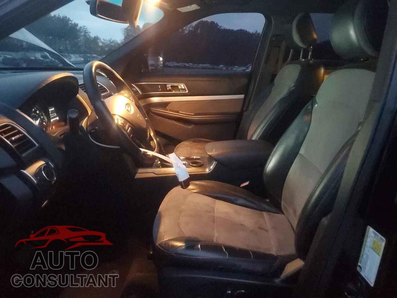 FORD EXPLORER 2017 - 1FM5K7D8XHGB59860