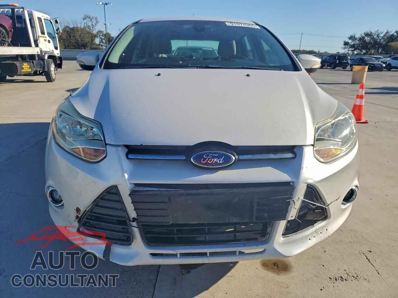 FORD FOCUS 2012 - 1FAHP3M24CL215191