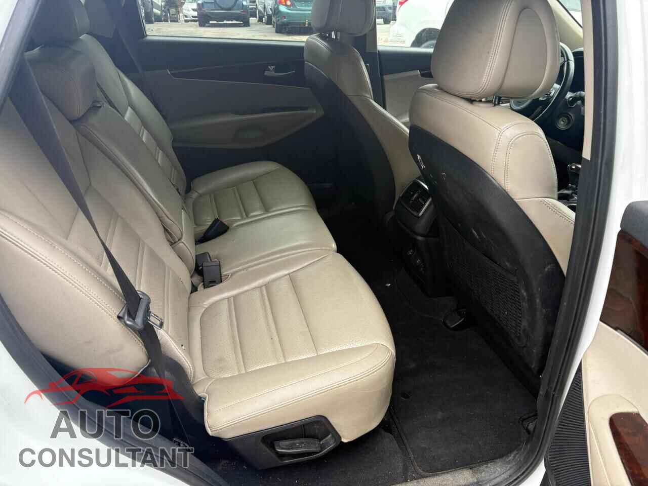 KIA SORENTO 2016 - 5XYPHDA10GG006830