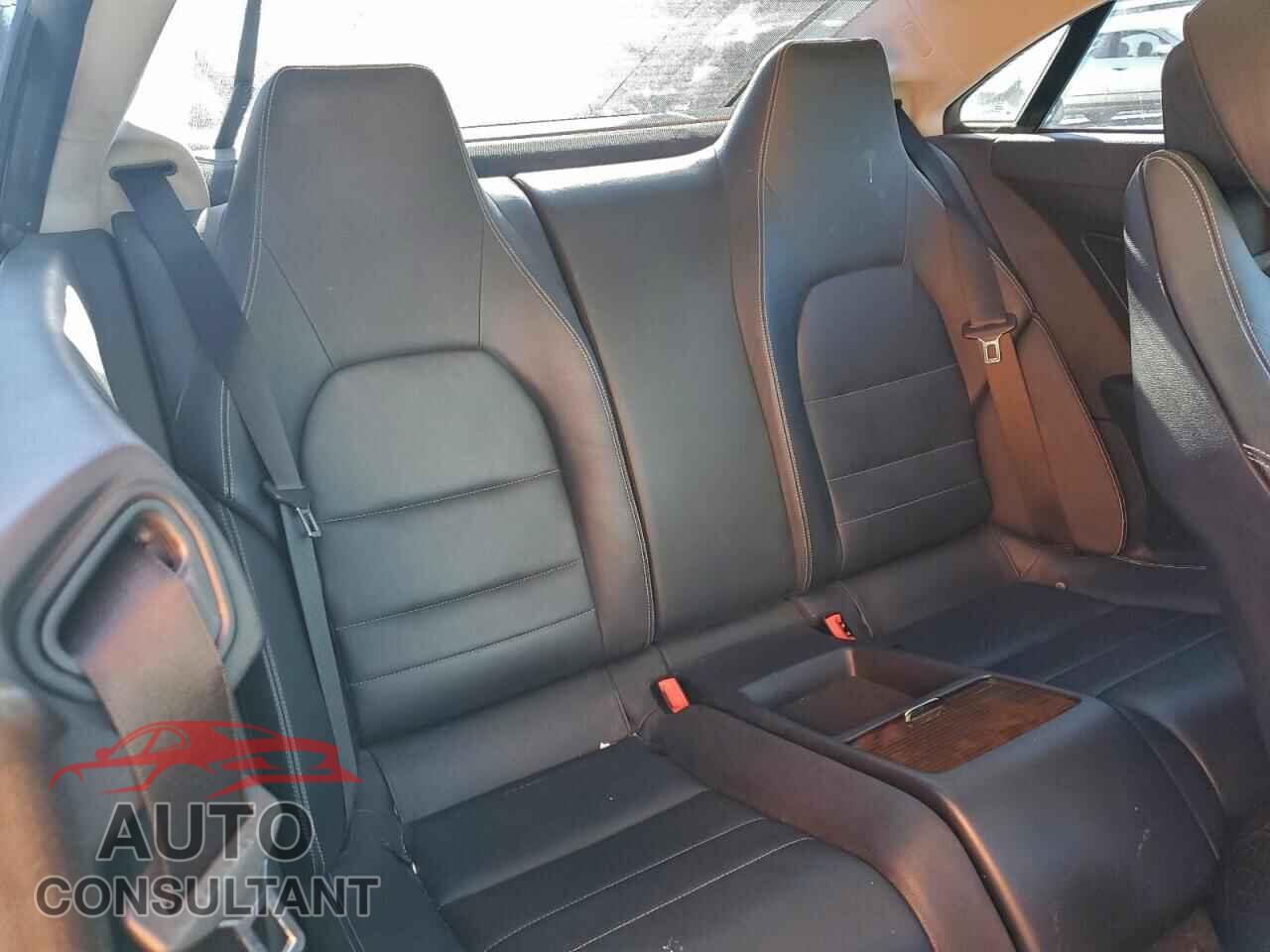MERCEDES-BENZ E-CLASS 2012 - WDDKJ5KB6CF145262