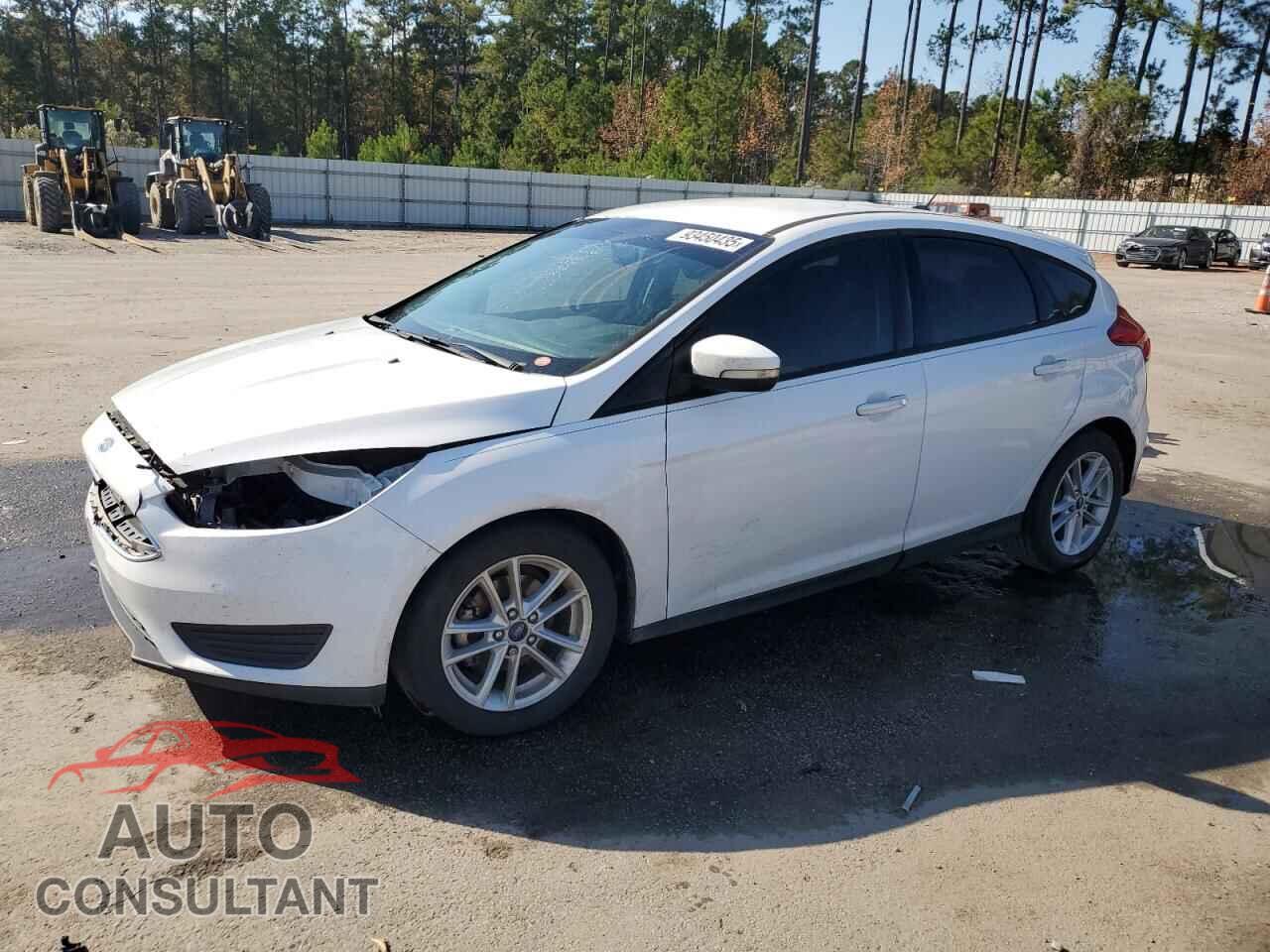 FORD FOCUS 2017 - 1FADP3K20HL251923
