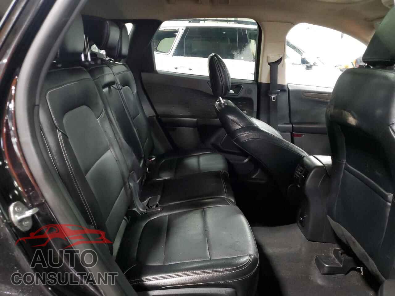 FORD ESCAPE 2020 - 1FMCU9J98LUA56585