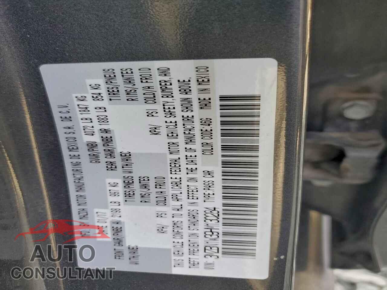 MAZDA 3 2017 - 3MZBN1W39HM130284