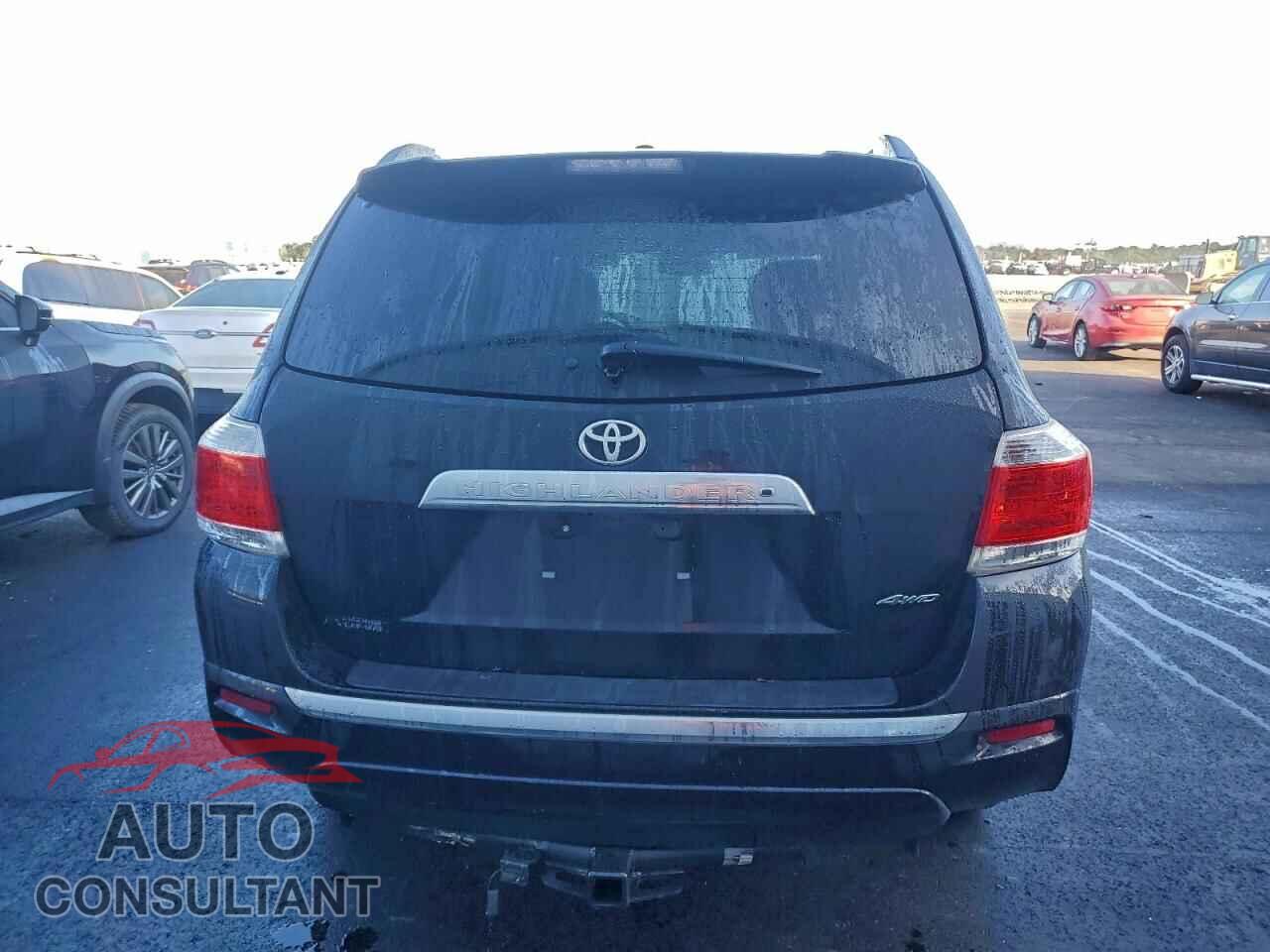 TOYOTA HIGHLANDER 2013 - 5TDDK3EH8DS269622