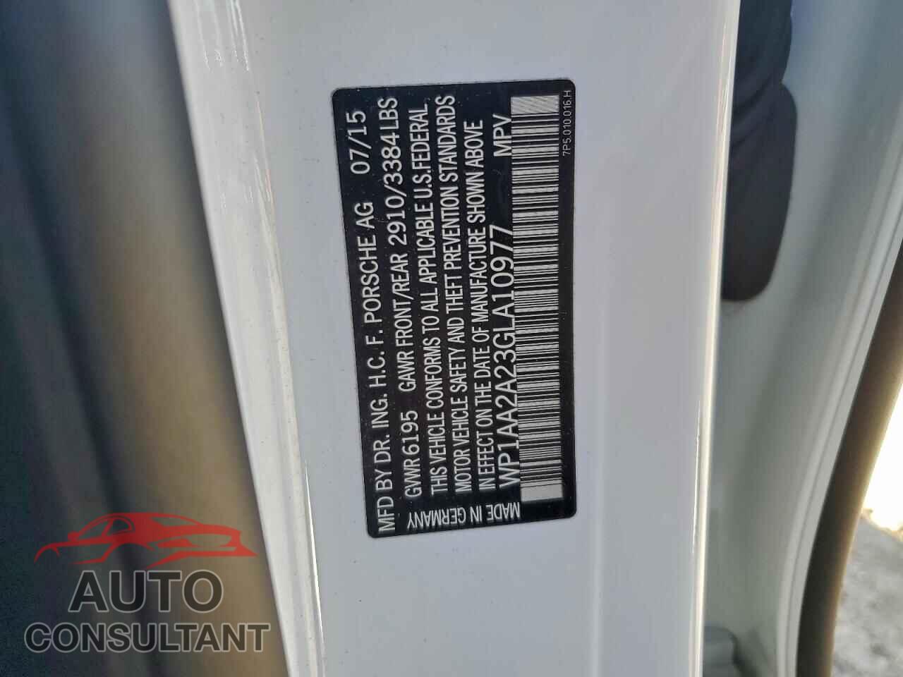 PORSCHE CAYENNE 2016 - WP1AA2A23GLA10977