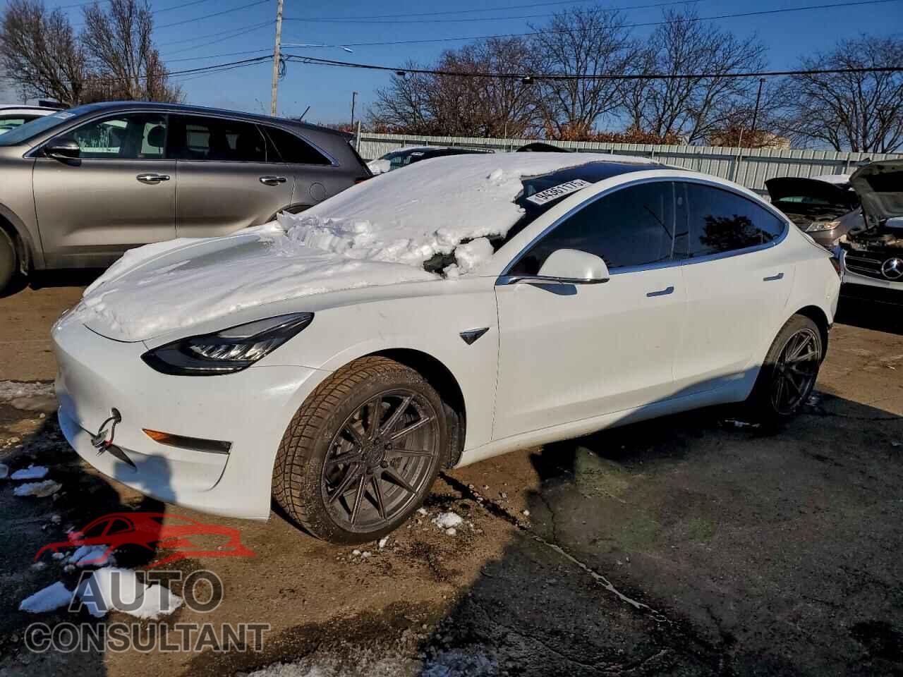 TESLA MODEL 3 2018 - 5YJ3E1EA3JF098675