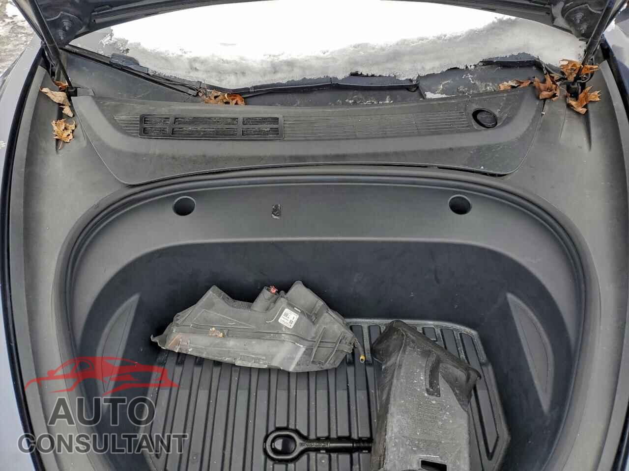 TESLA MODEL 3 2021 - 5YJ3E1EA2MF093357
