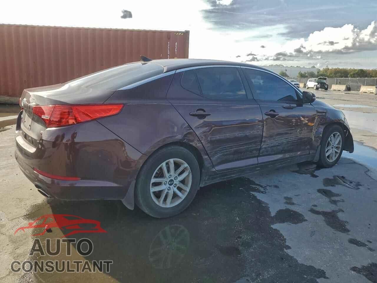 KIA OPTIMA 2011 - KNAGM4A73B5123493