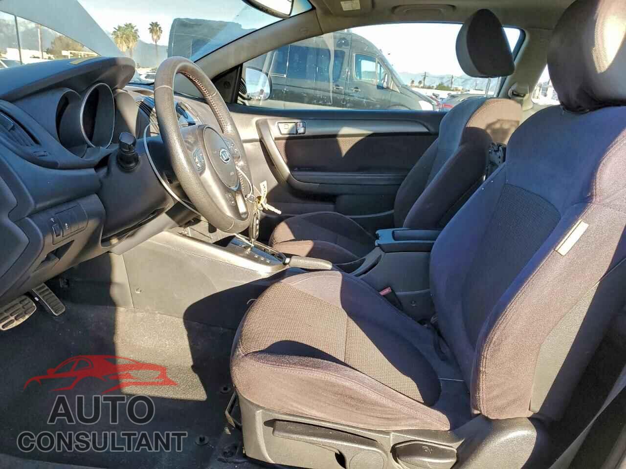 KIA FORTE 2010 - KNAFW6A39A5304384