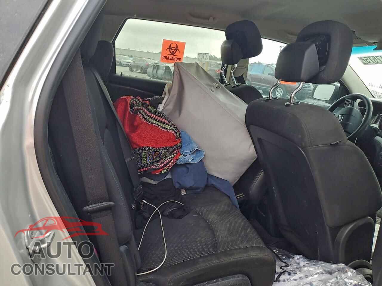 DODGE JOURNEY 2012 - 3C4PDCBG4CT151333