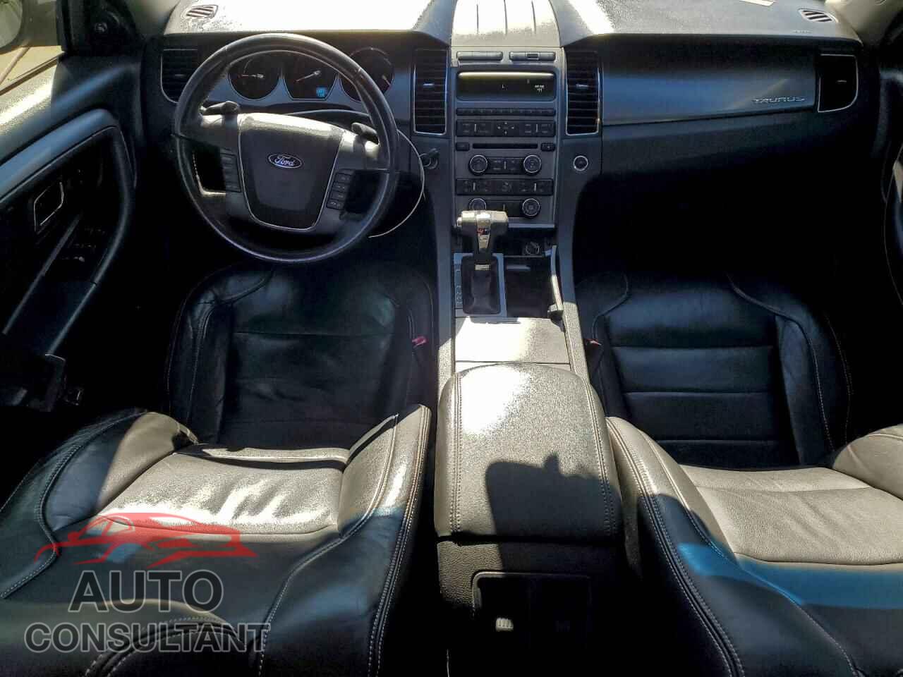 FORD TAURUS 2011 - 1FAHP2EW2BG148626