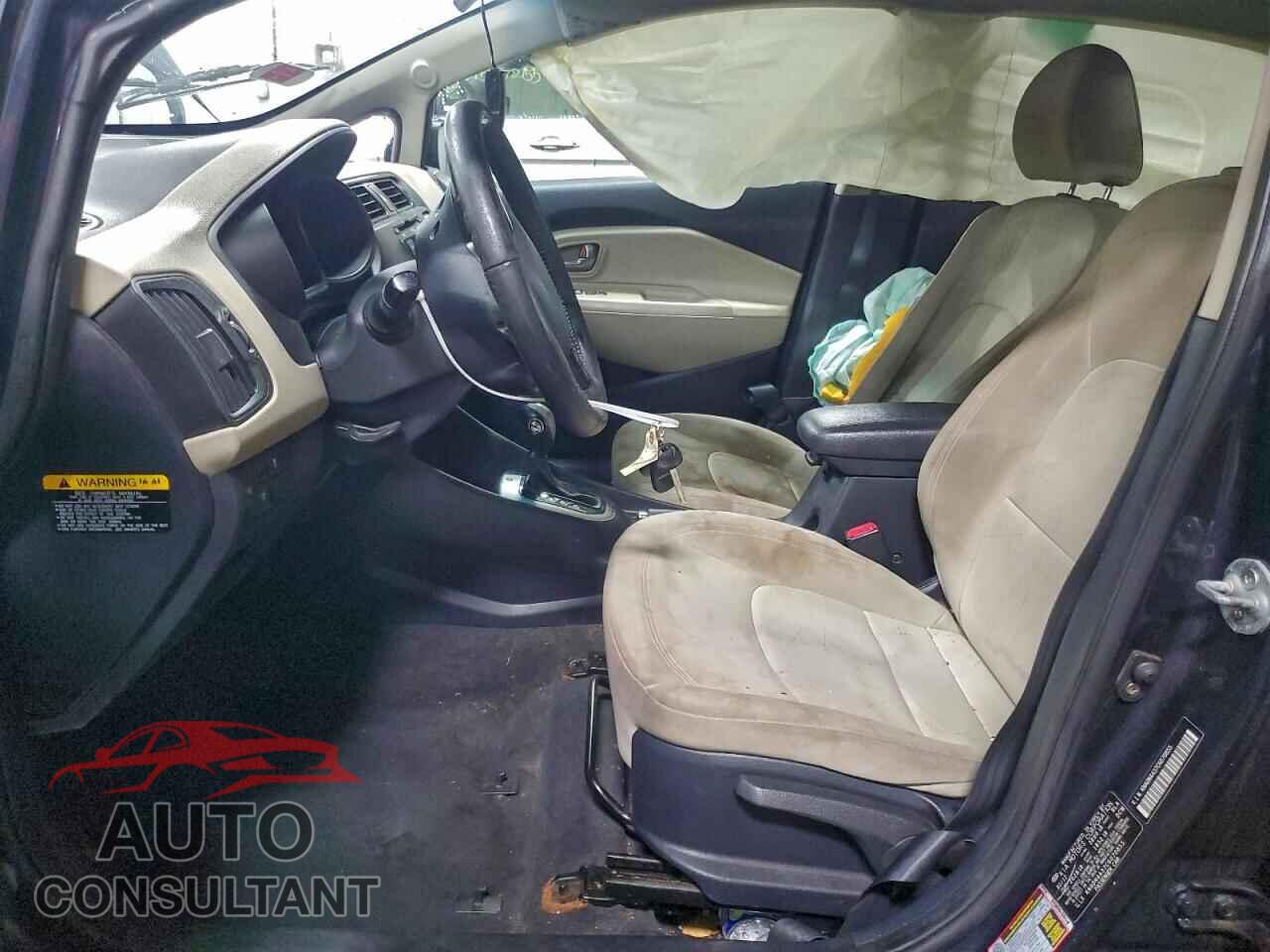 KIA RIO 2012 - KNADN4A37C6070855
