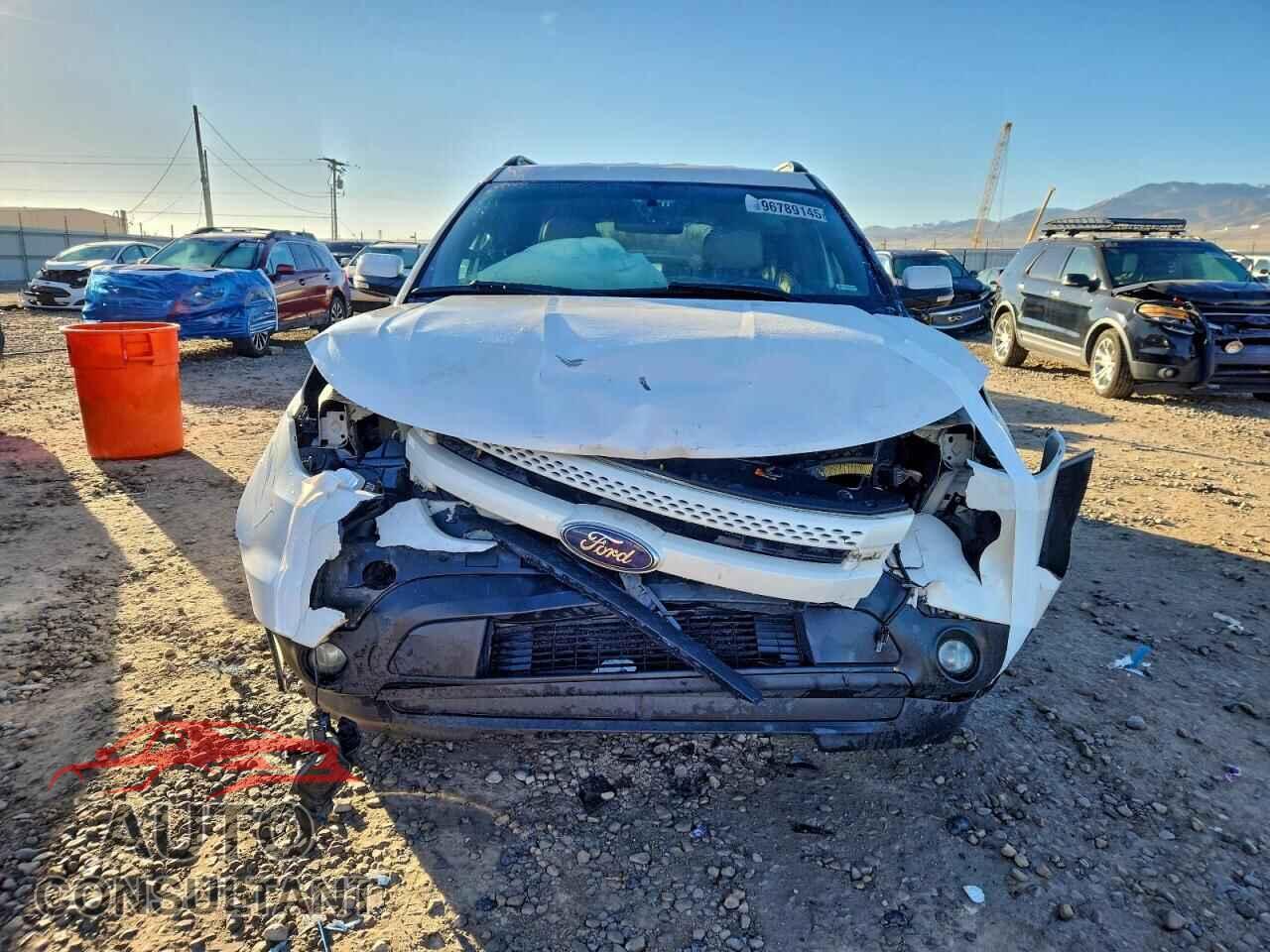 FORD EXPLORER 2013 - 1FM5K7F96DGC61138