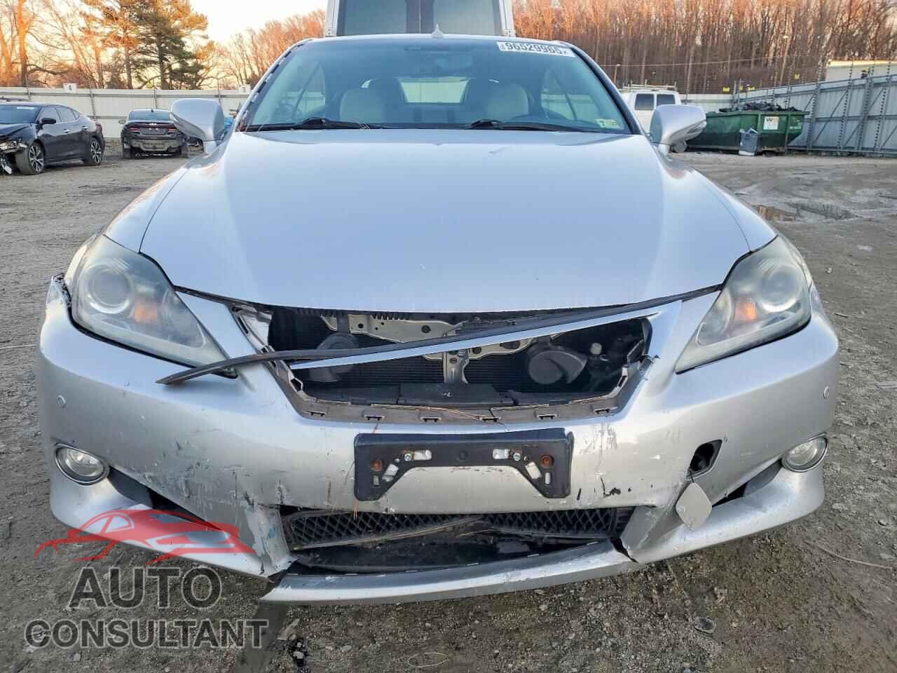 LEXUS IS 2012 - JTHFF2C21C2524704