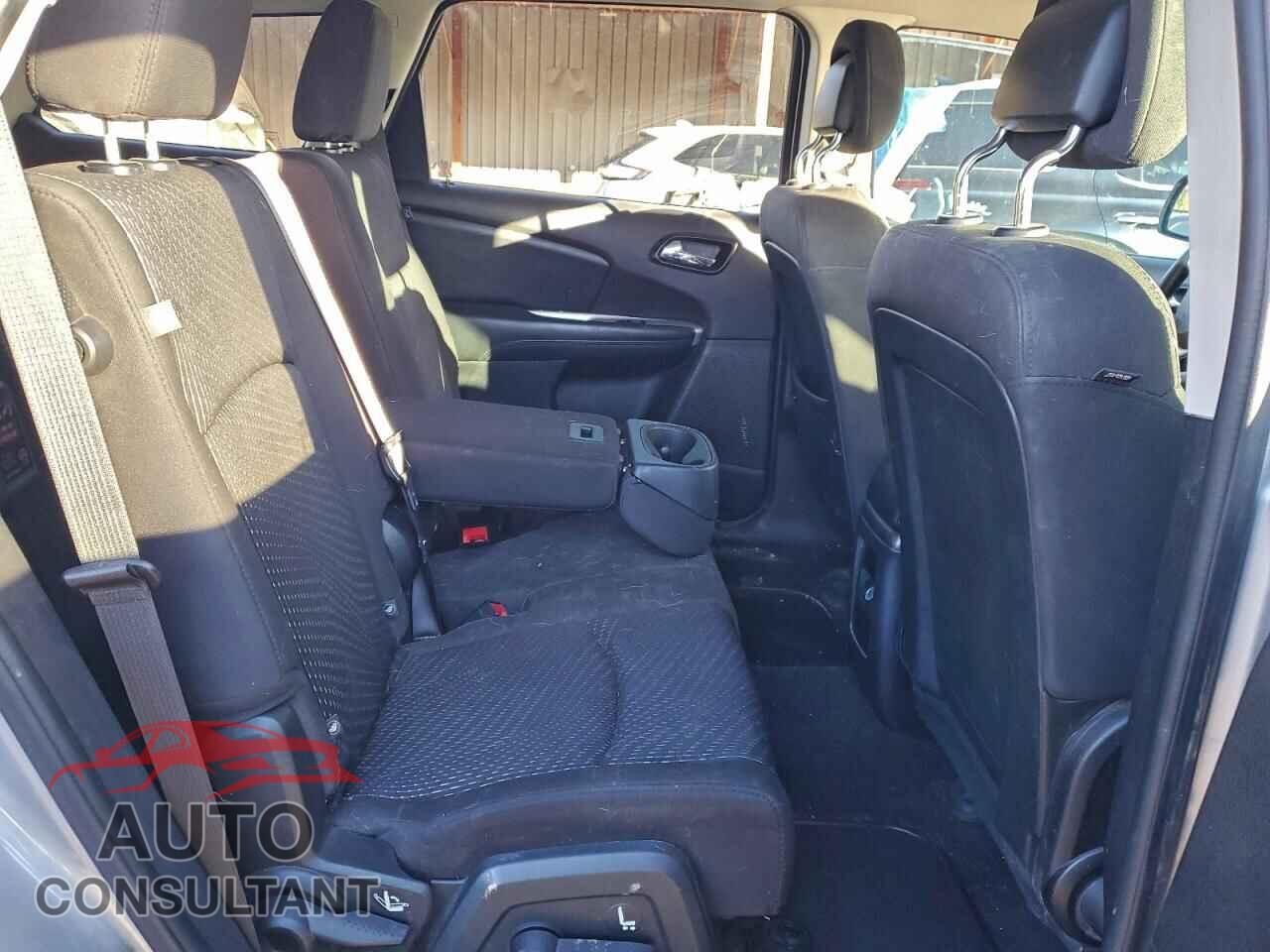 DODGE JOURNEY 2017 - 3C4PDCBG5HT503942