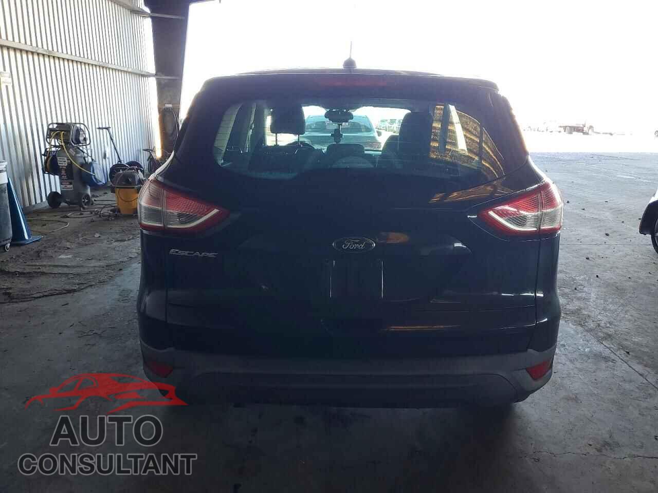 FORD ESCAPE 2015 - 1FMCU0F71FUC63441