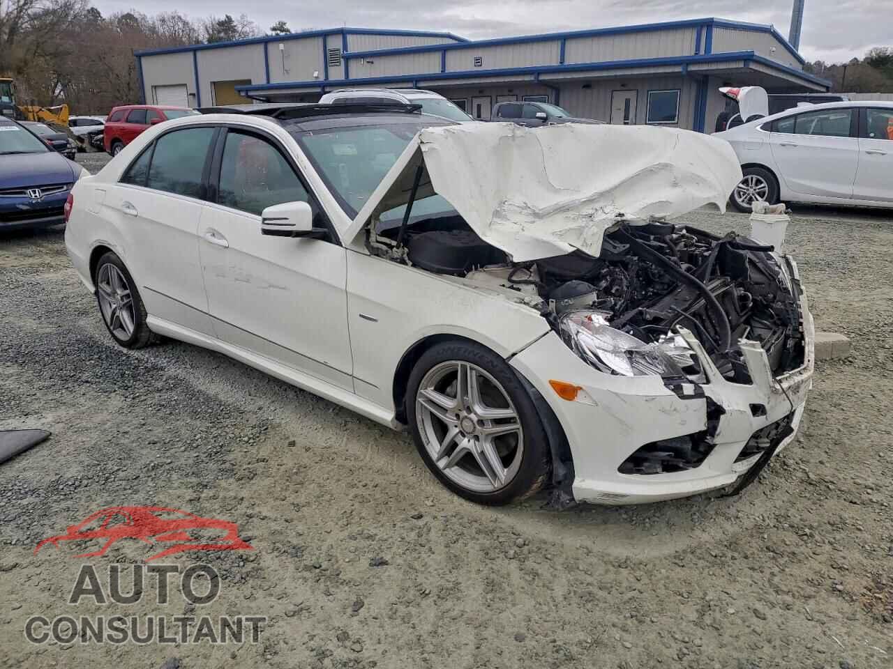 MERCEDES-BENZ E-CLASS 2012 - WDDHF5KBXCA545947