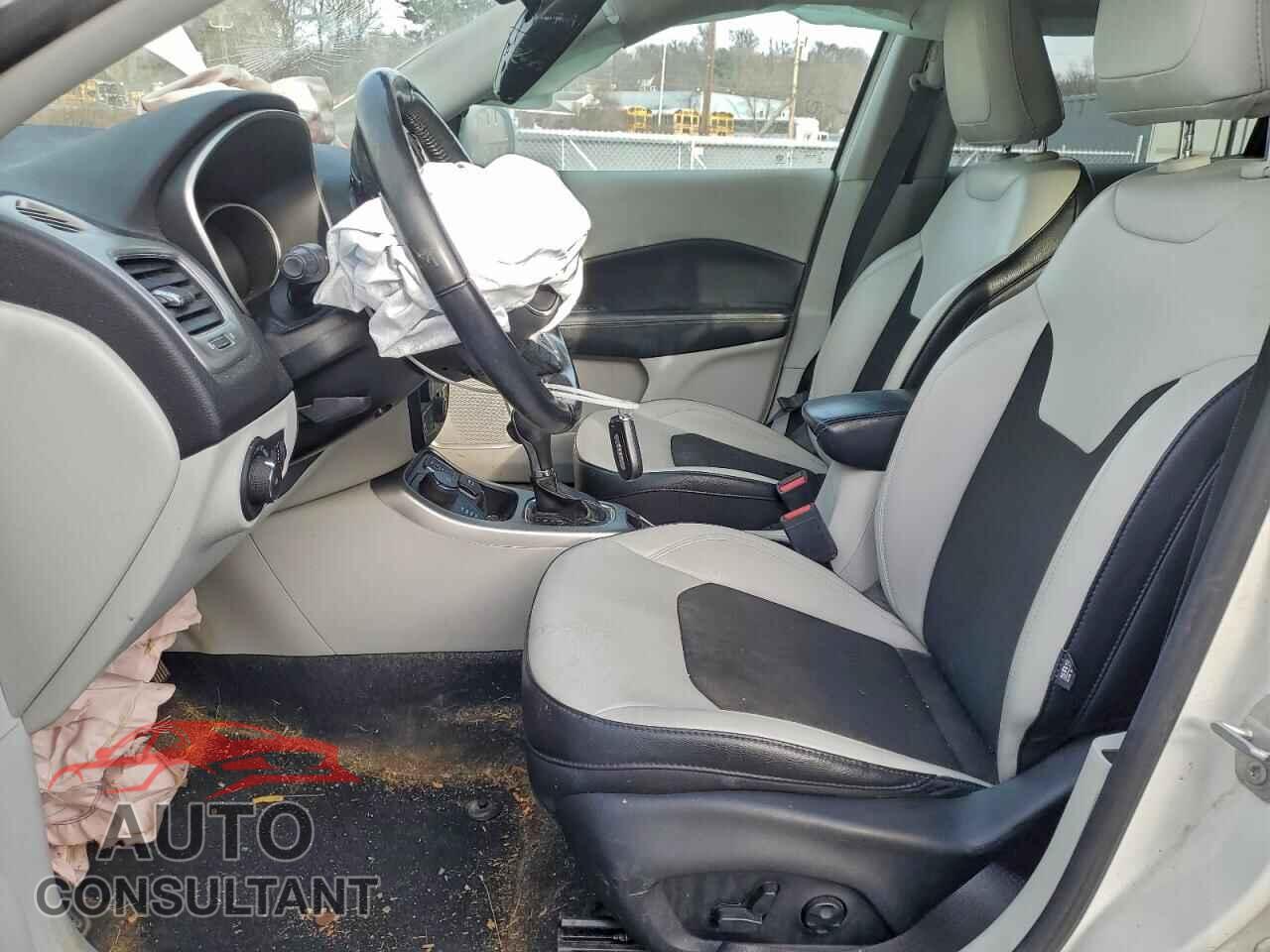 JEEP COMPASS 2021 - 3C4NJDBB7MT562575