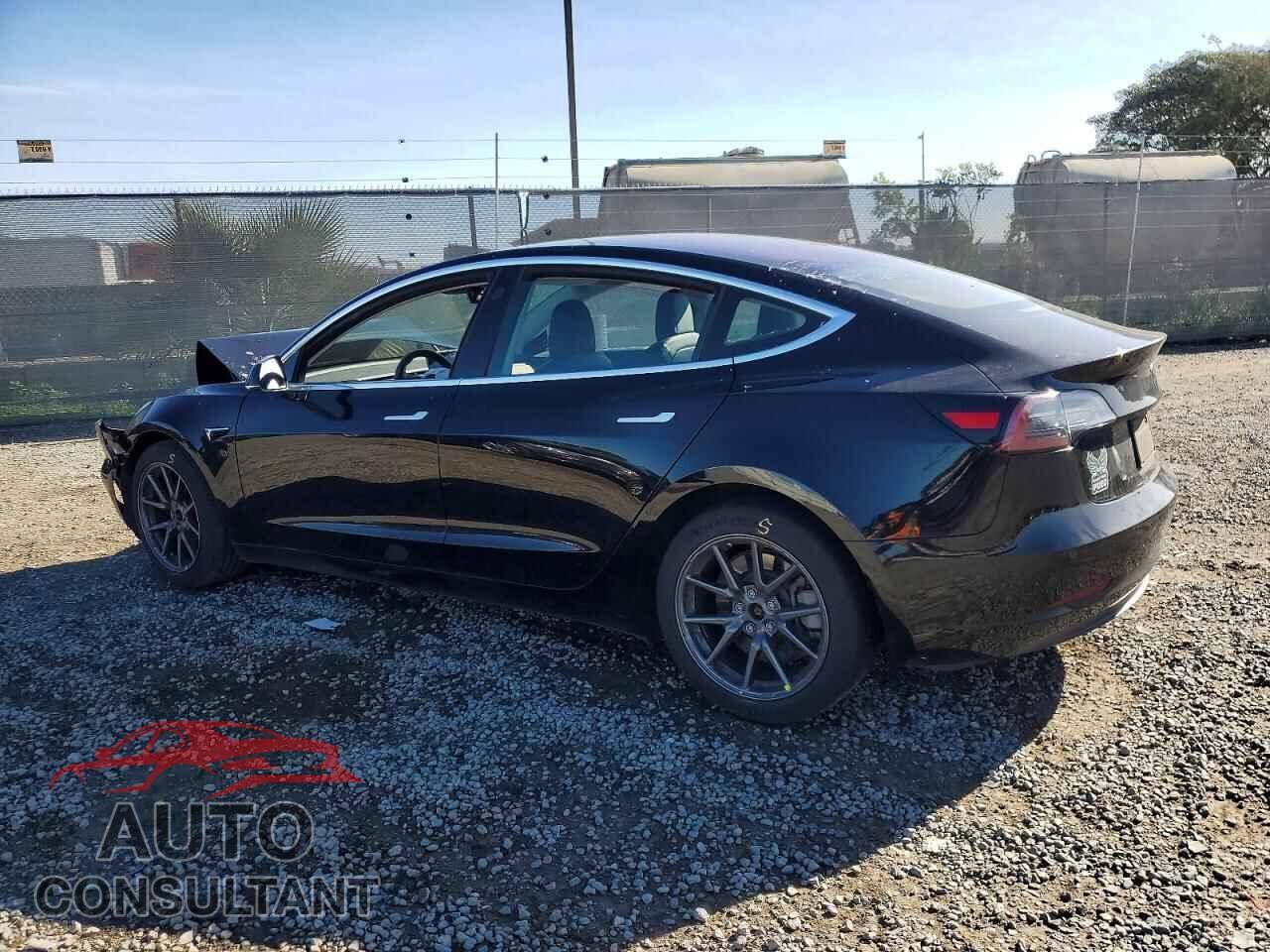 TESLA MODEL 3 2018 - 5YJ3E1EA5JF171772