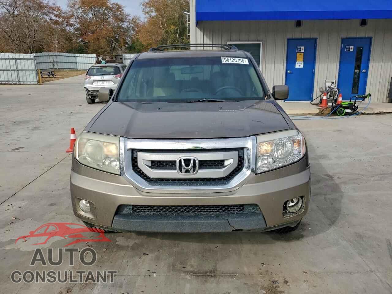HONDA PILOT 2011 - 5FNYF3H58BB045601